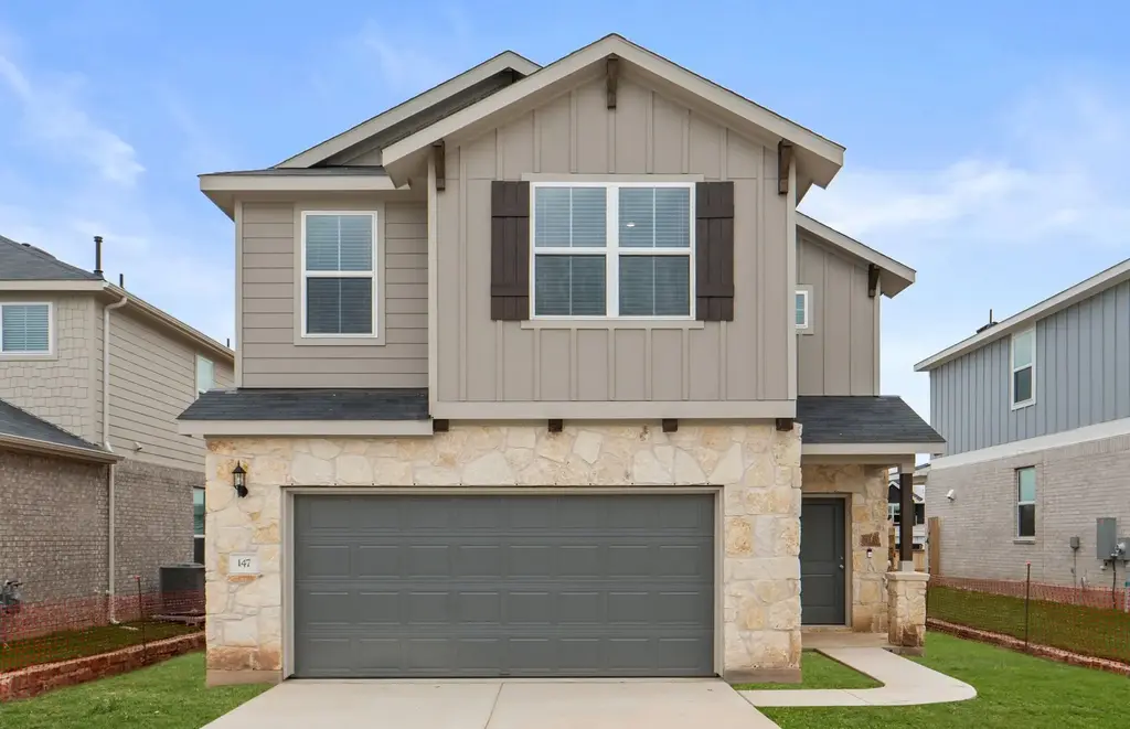 147 Golden Bell Way, Buda