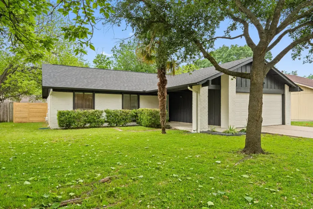 405 Fort Drum Drive, Austin