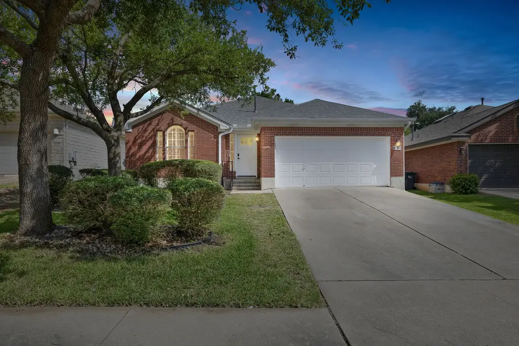 8104 Luckenwald Cove, Round Rock