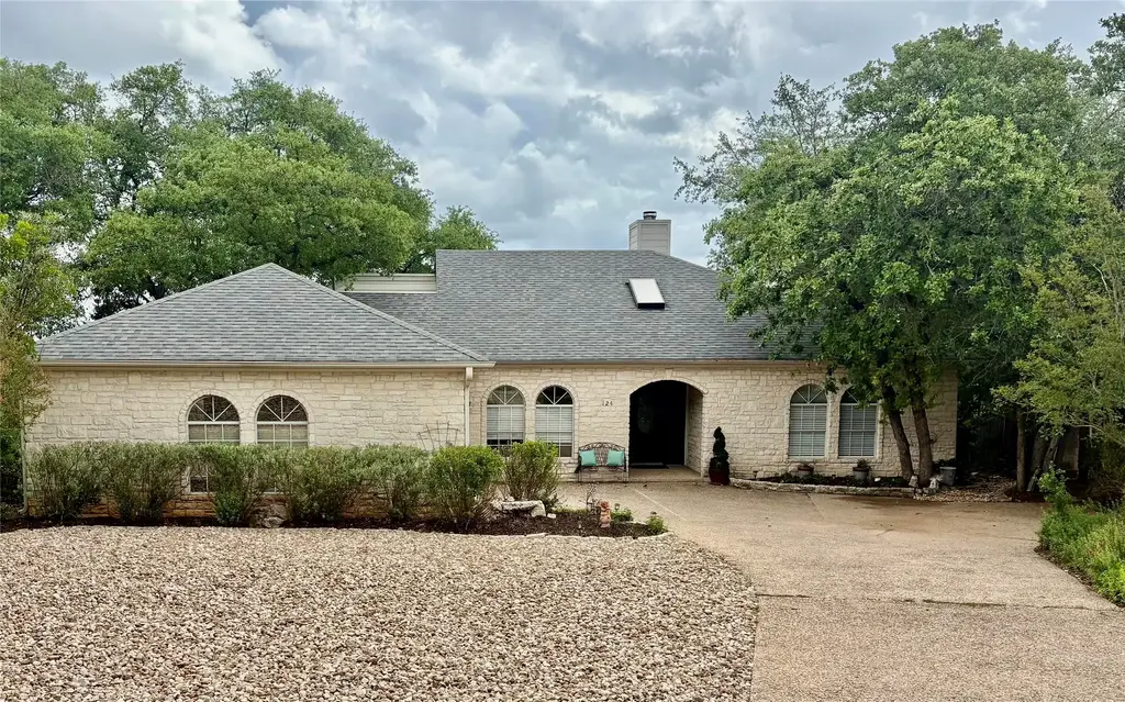 124 Hurst Creek Road, Austin