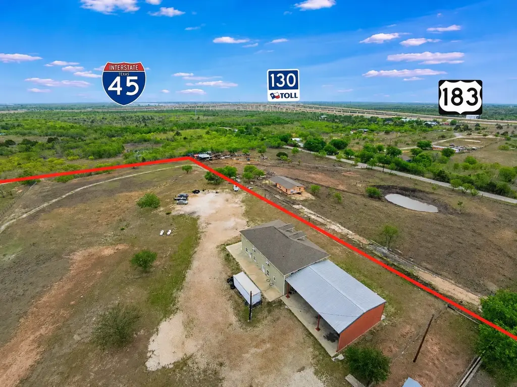 7804 Overstreet Circle, Buda