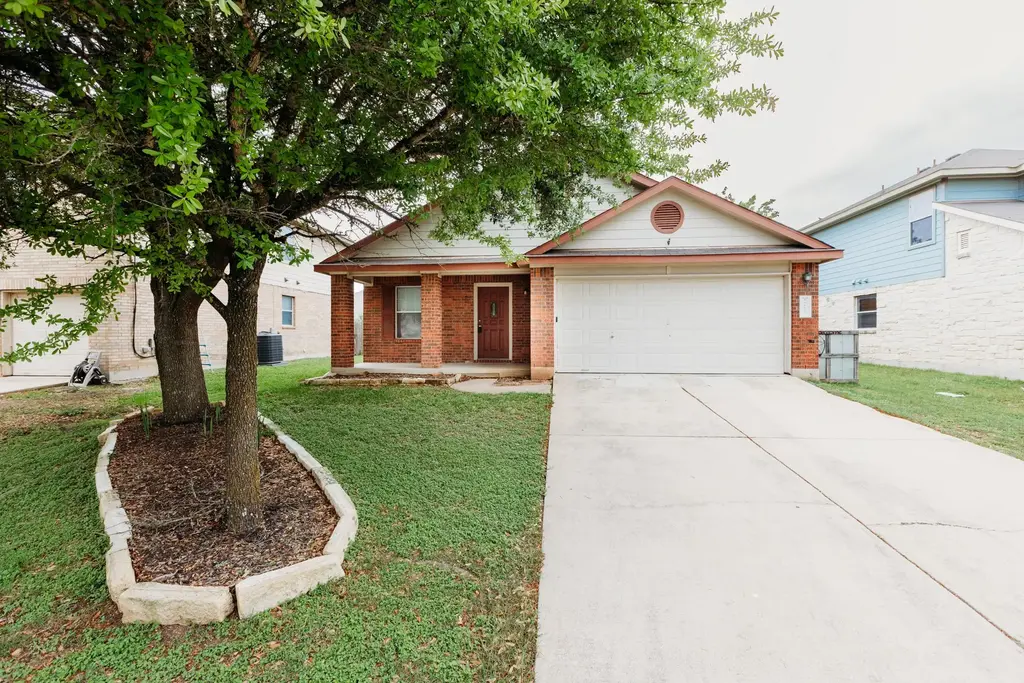 225 Mossy Rock Drive, Hutto