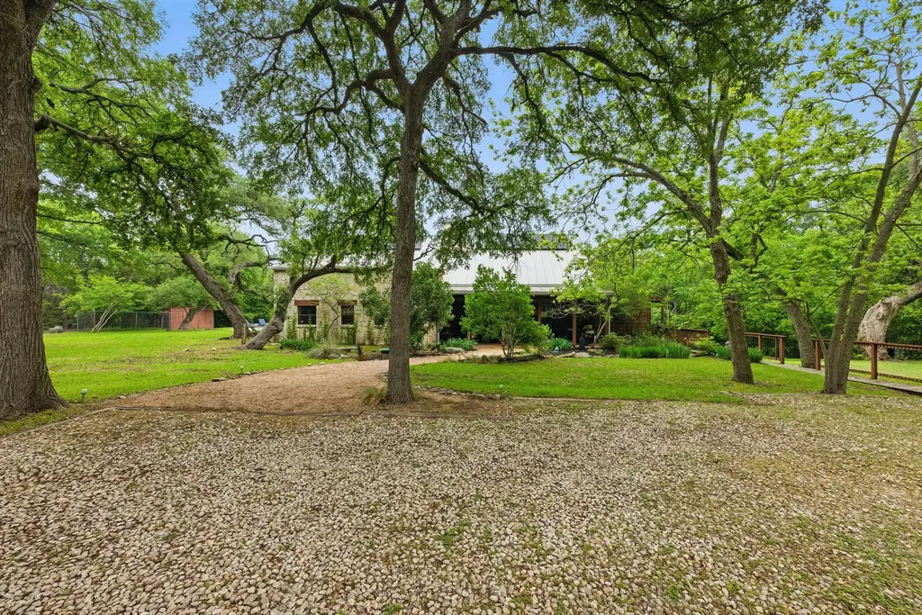 9304 Flintrock Circle, Austin