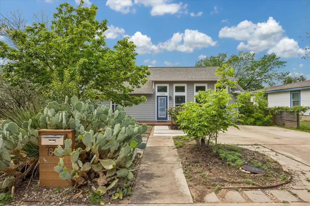 1800 Deloney Street, Austin