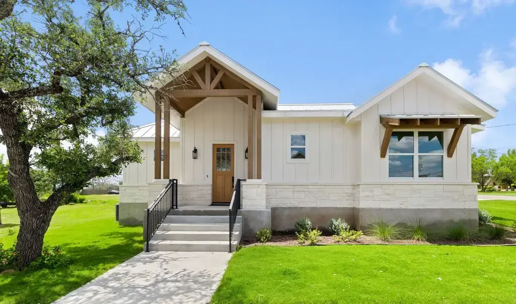 501 Ranchview Drive, Johnson City