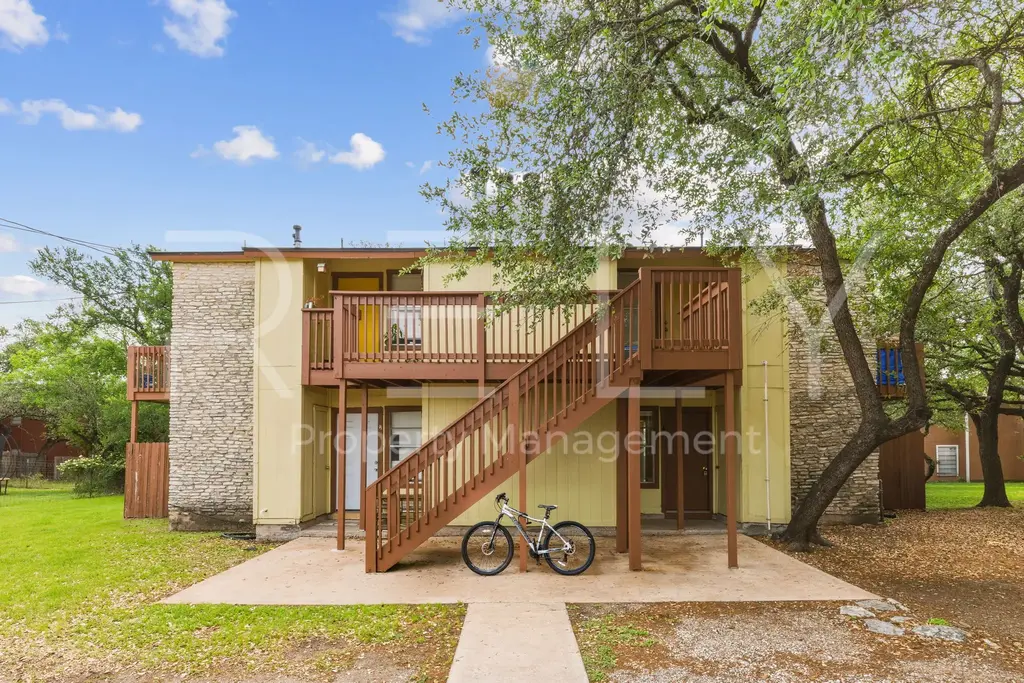 302 Algerita Drive A, Georgetown