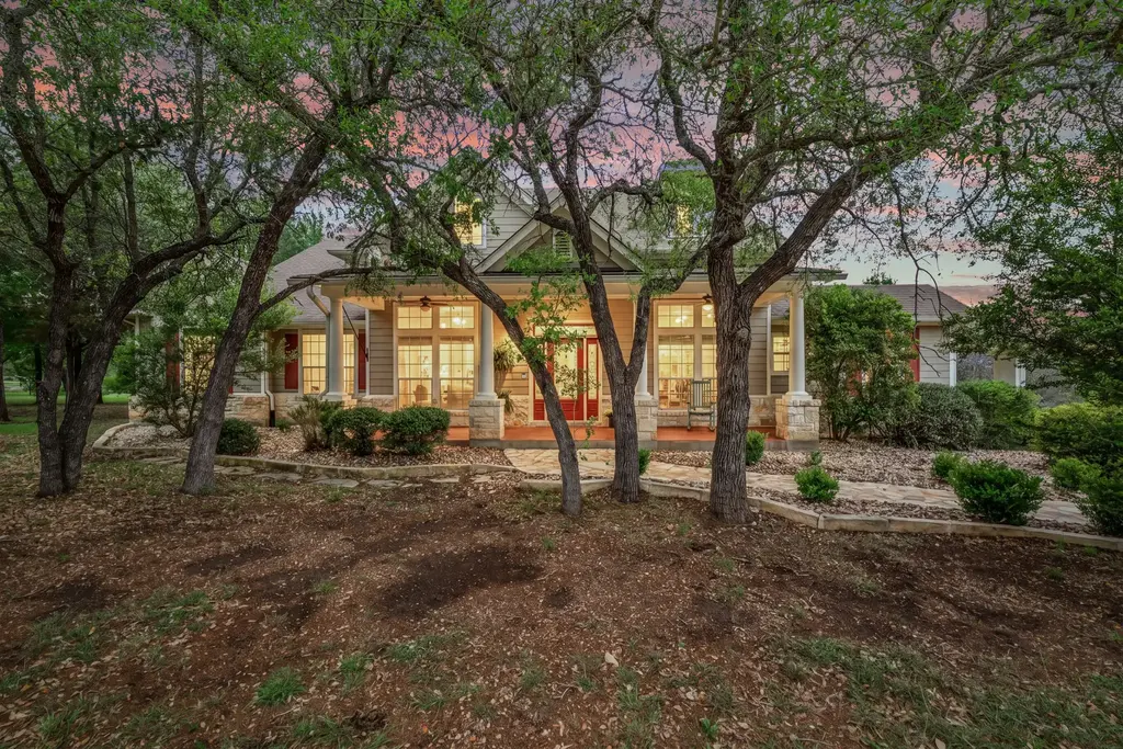 201 Shady Oaks Trail, Liberty Hill