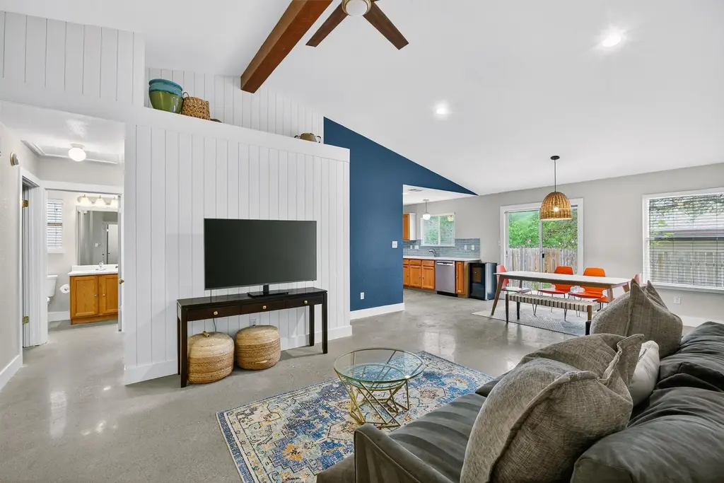 1182 Waller Street, Austin