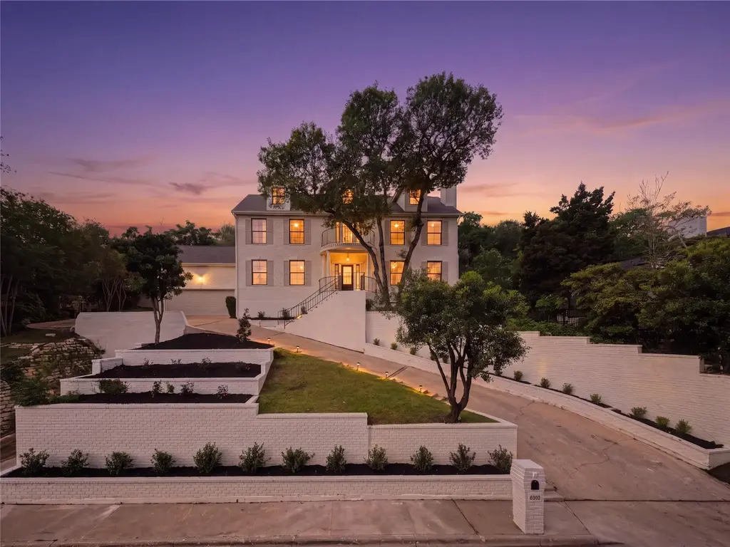 6300 Bon Terra Drive, Austin