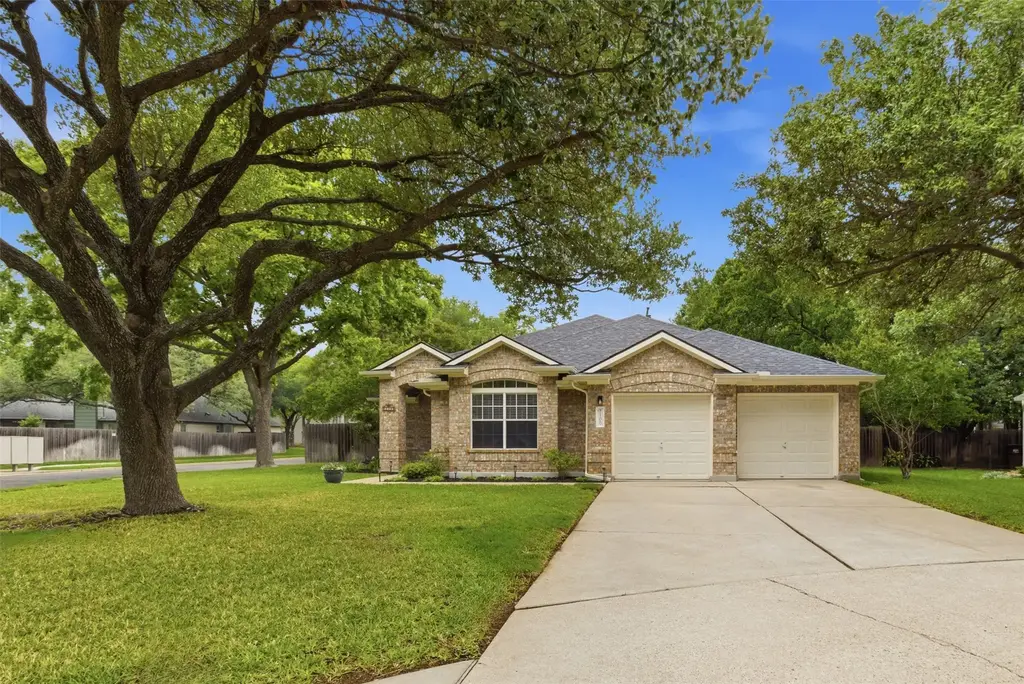 2100 Red Oak Circle, Round Rock
