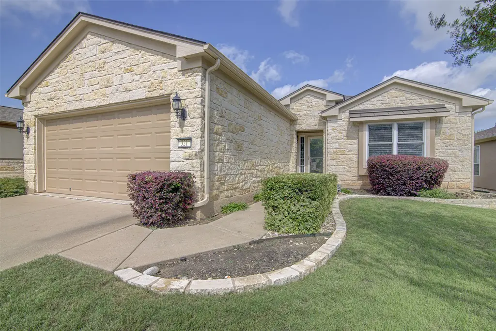 321 Cooper Lake Drive, Georgetown