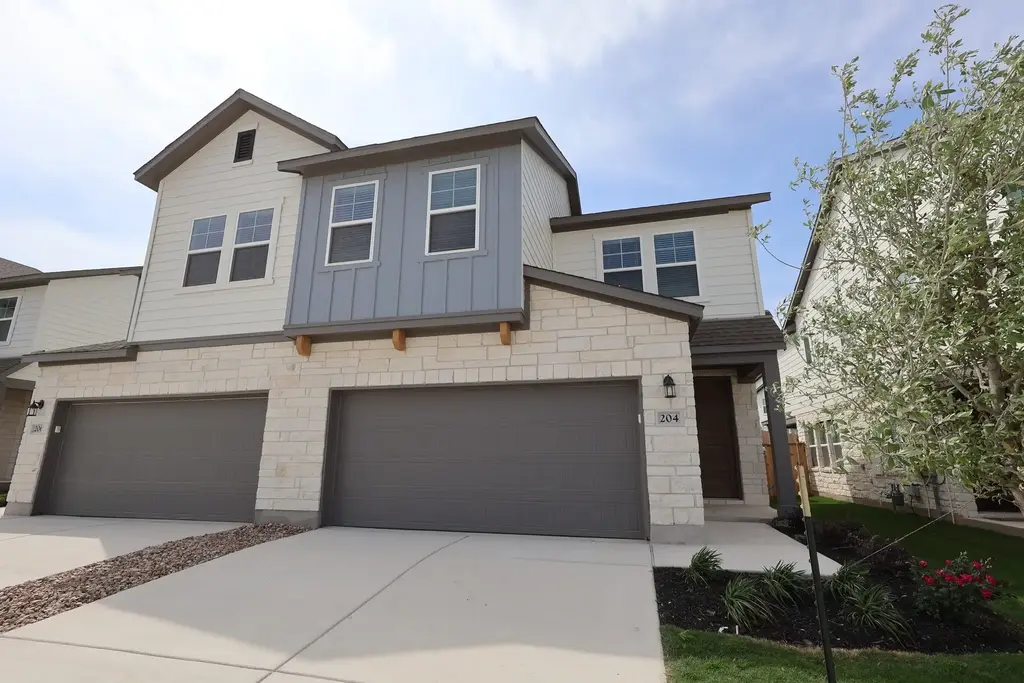 204 Marie Way, Georgetown