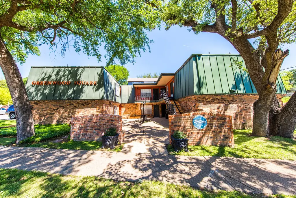 3101 Tom Green Street 102, Austin