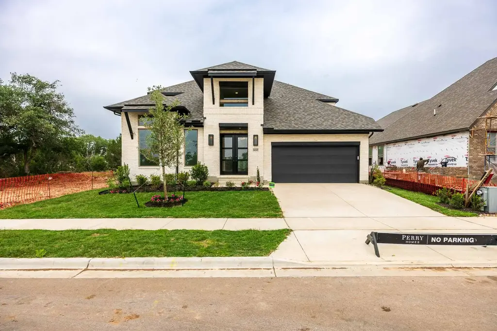 800 High Summit Drive, Georgetown