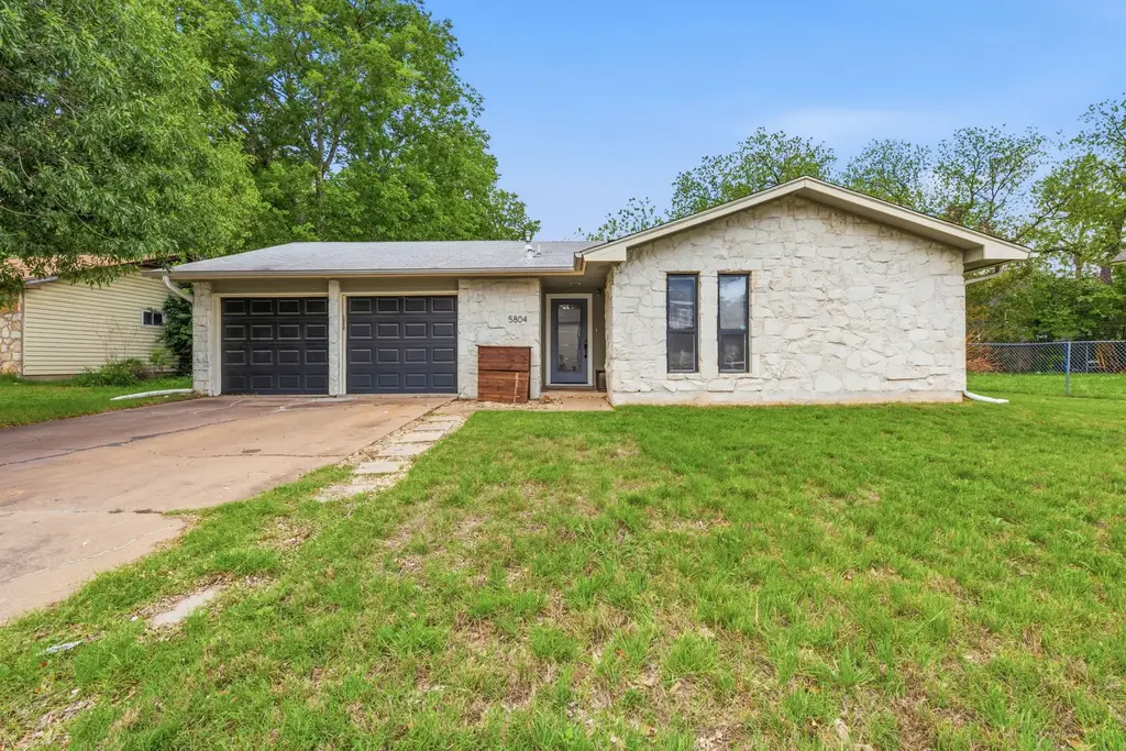 5804 Brook Valley Drive, Austin