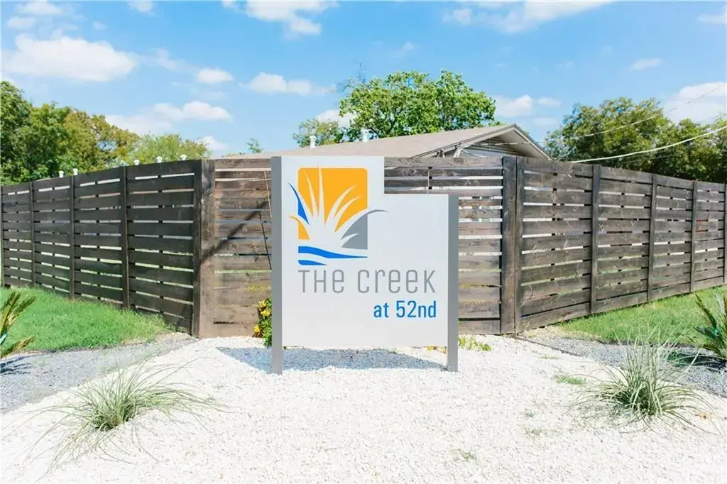 1302 E 52nd Street 105, Austin