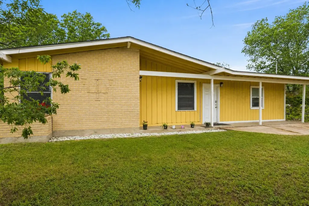 203 E Lola Drive, Austin