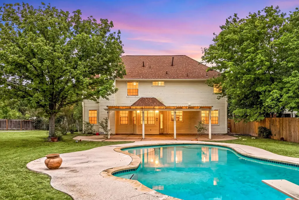 106 S Carriage Hills Drive, Georgetown
