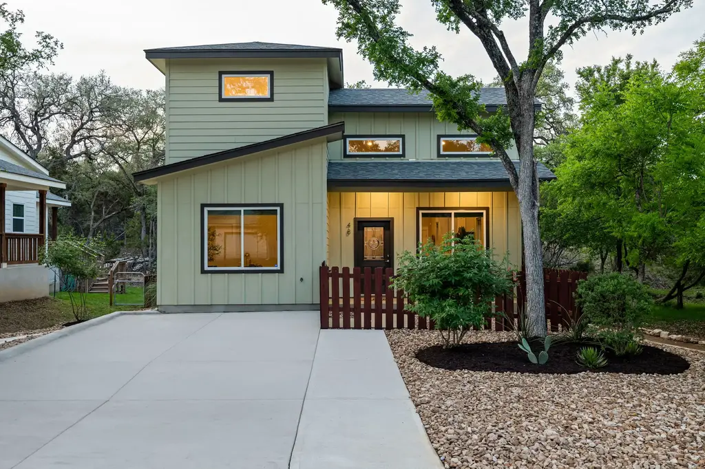 48 Wood Glen Drive, Wimberley