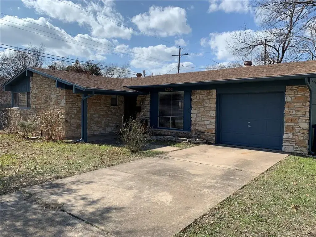8202 Renton Drive, Austin