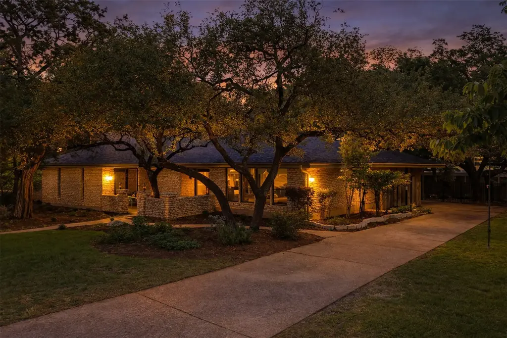 6207 Shadow Mountain Drive, Austin