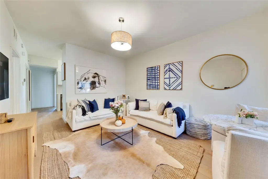 2216 San Gabriel Street 204, Austin