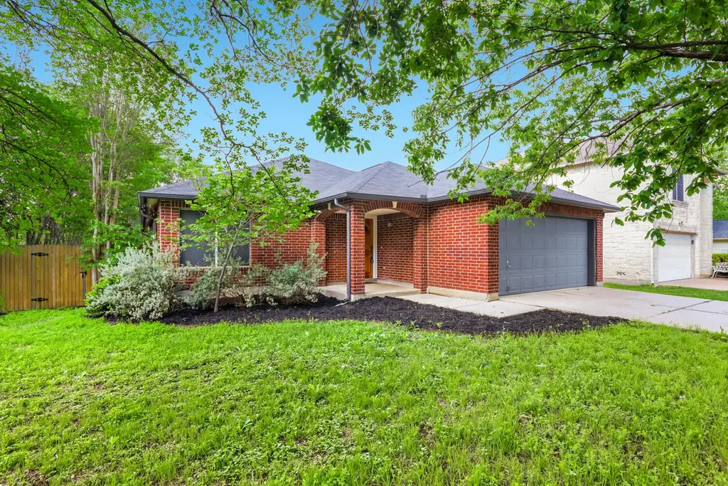 7411 Pusch Ridge Loop, Austin