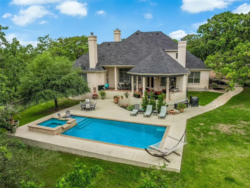 247 Colovista Parkway, Bastrop