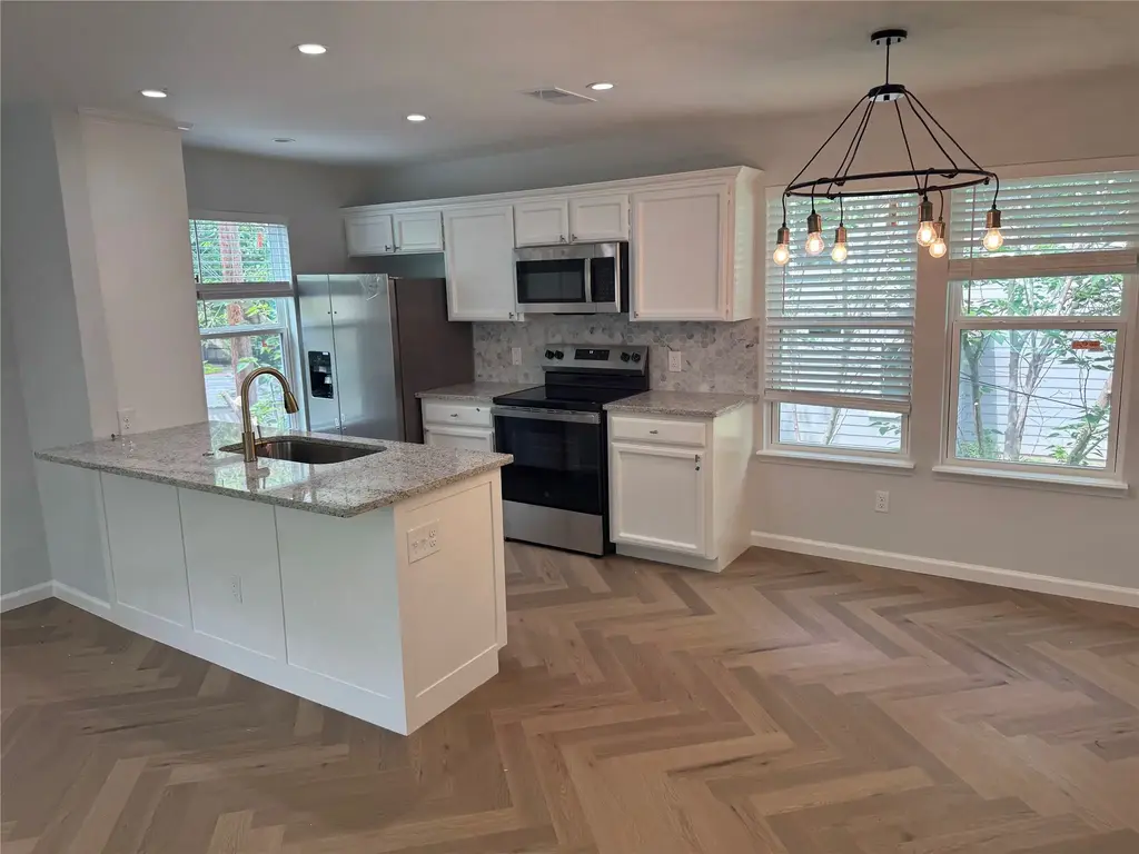 1604 W. 40th Street B, Austin