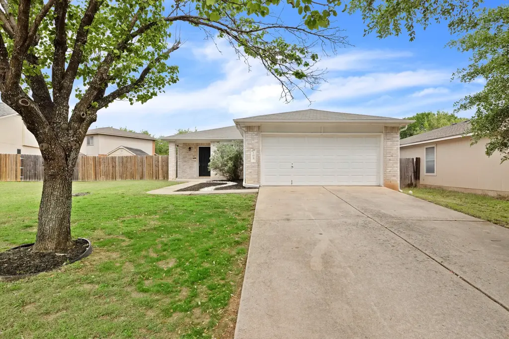 105 Stanford Drive, Leander
