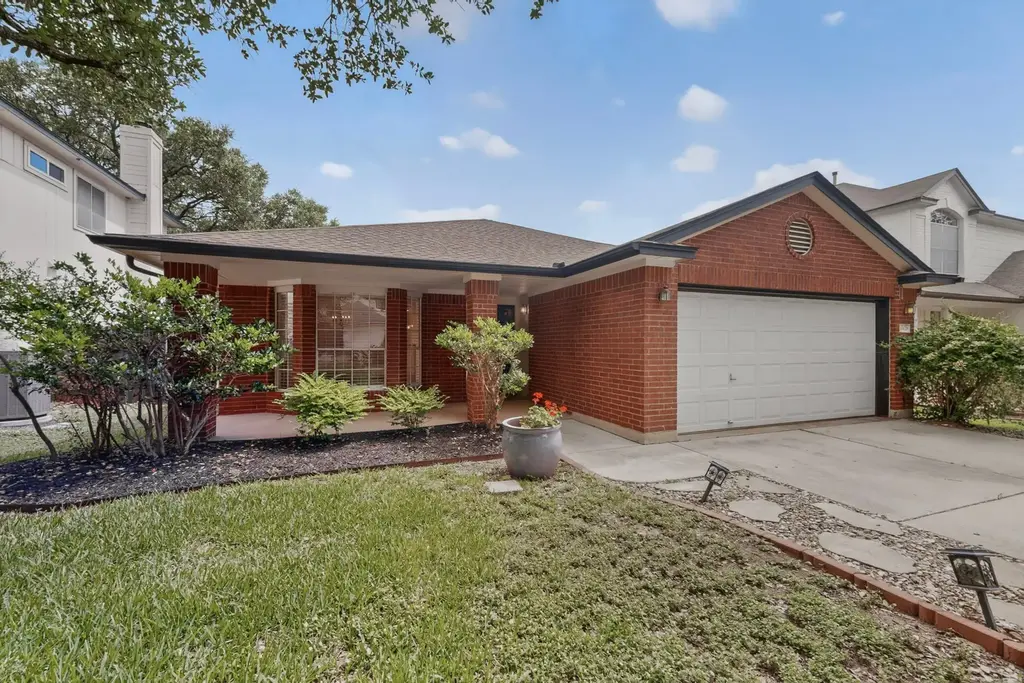 4628 Hoffman Drive, Austin