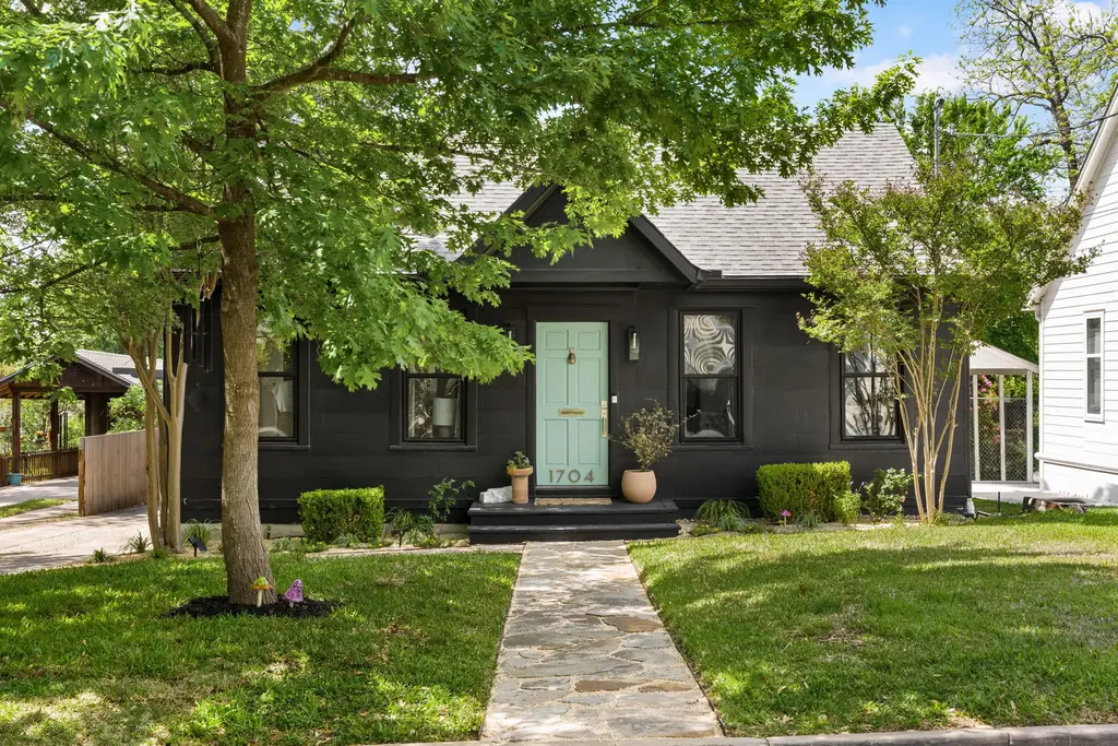 1704 Wethersfield Road, Austin