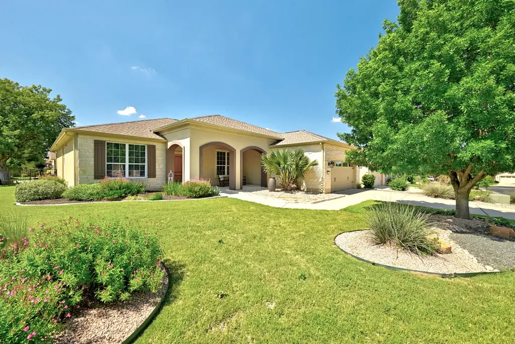 101 Angelina Cove, Georgetown