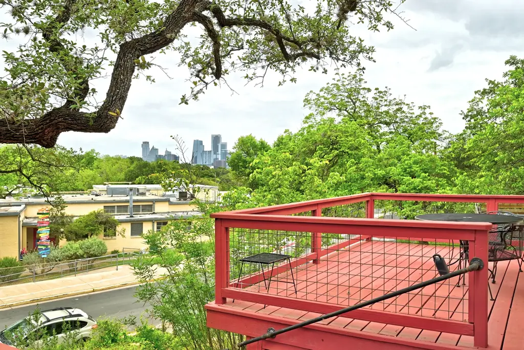 2003 Alameda Drive, Austin