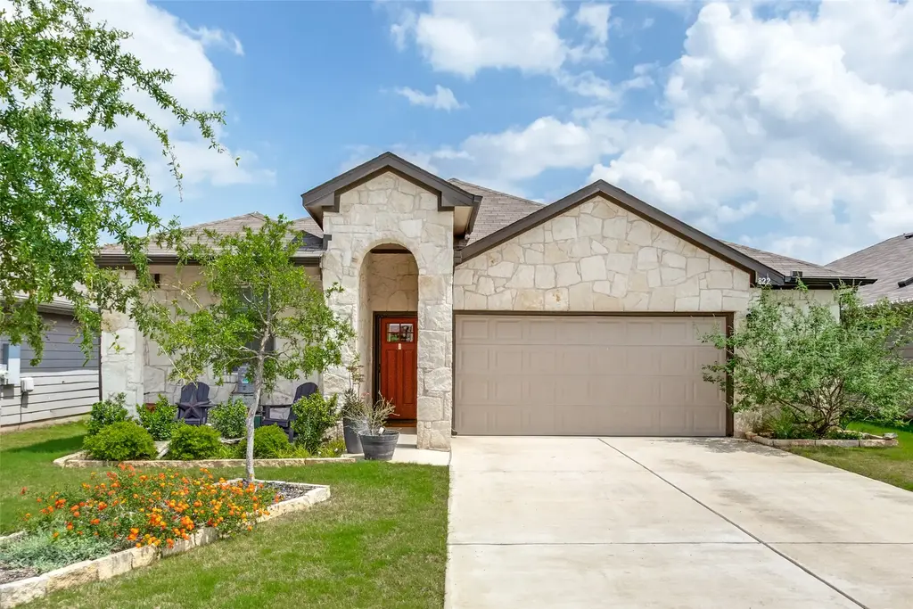 822 Pease River Way, Hutto