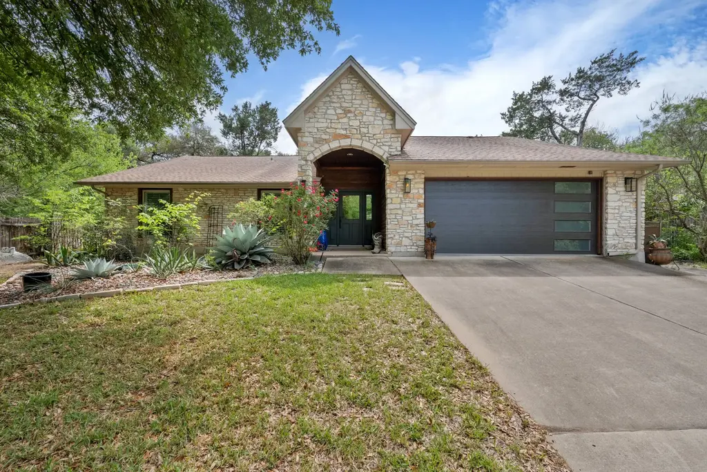 3415 Rain Forest Drive, Austin