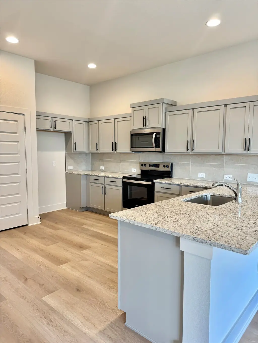 100 Zayd Court A, Jarrell