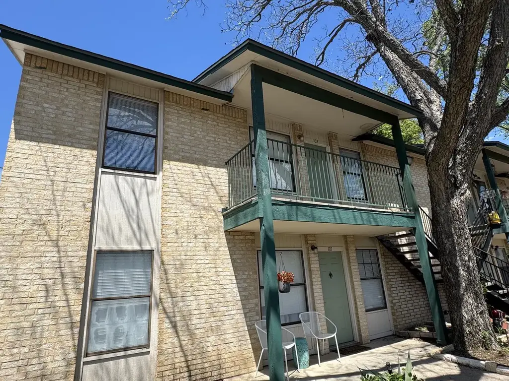 1624 Aquarena Springs Drive A102, San Marcos