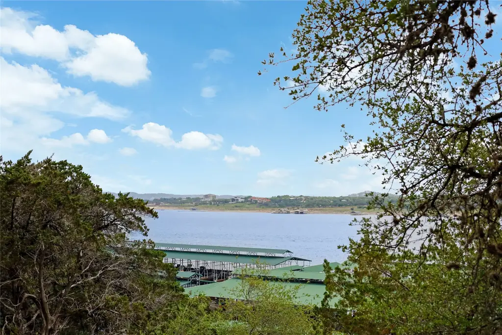 6704 Lantern View Drive 101, Jonestown