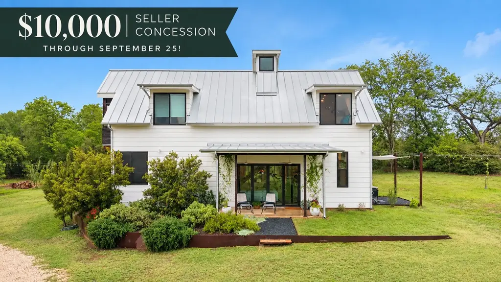 534 Old Mcdade Road, Elgin