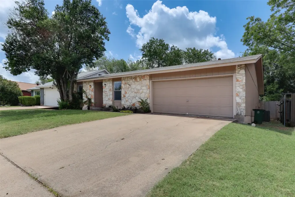 656 Mairo Street, Austin