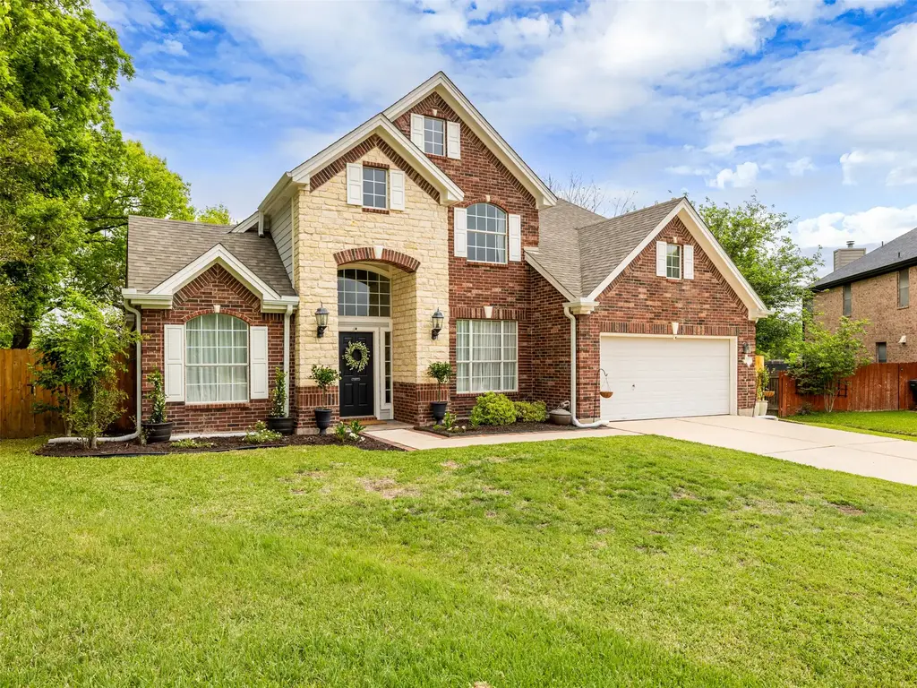 300 N Carriage Hills Drive, Georgetown