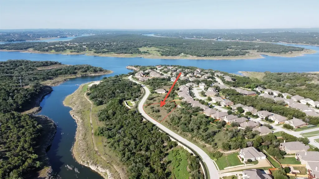 7500 Tessera Parkway, Lago Vista