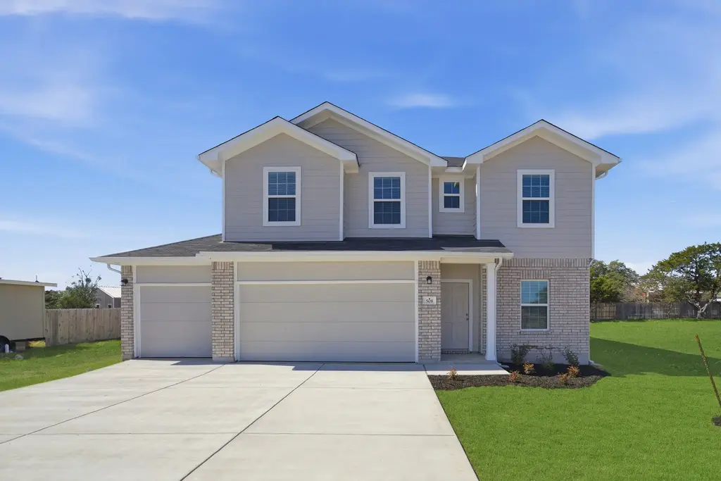 508 Gene Ray Avenue, Bertram