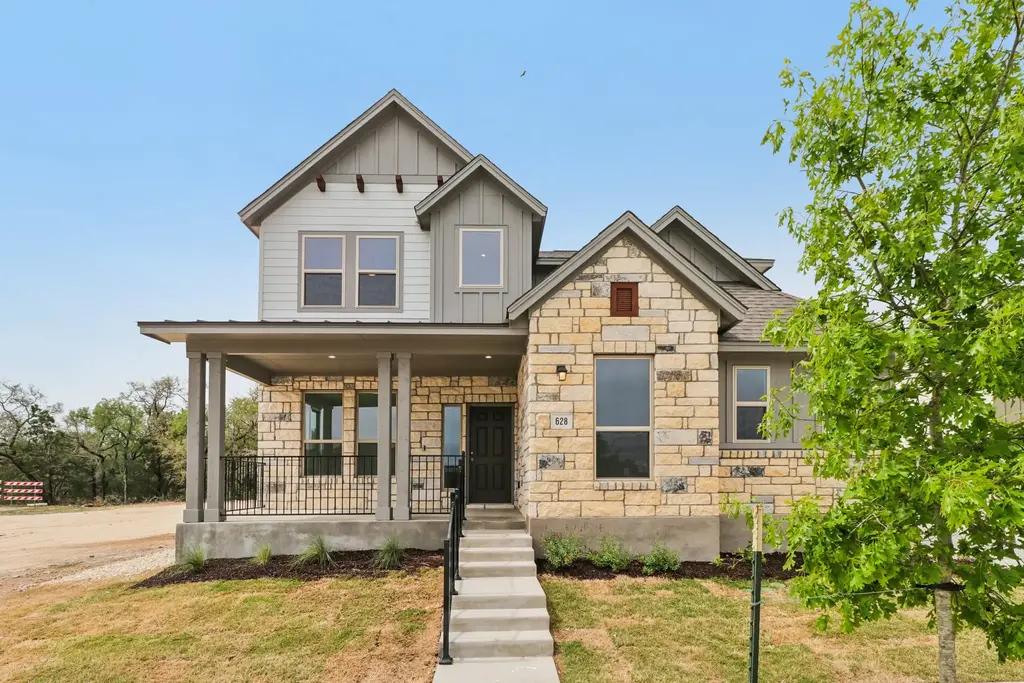 628 Treadwell Lane, Kyle
