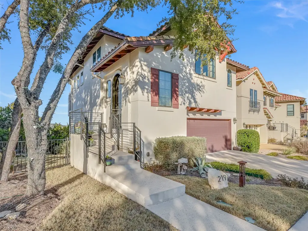 219 Honey Creek Court 10, Austin