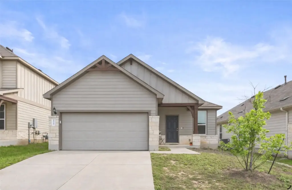 155 Big Leaf Drive, Buda