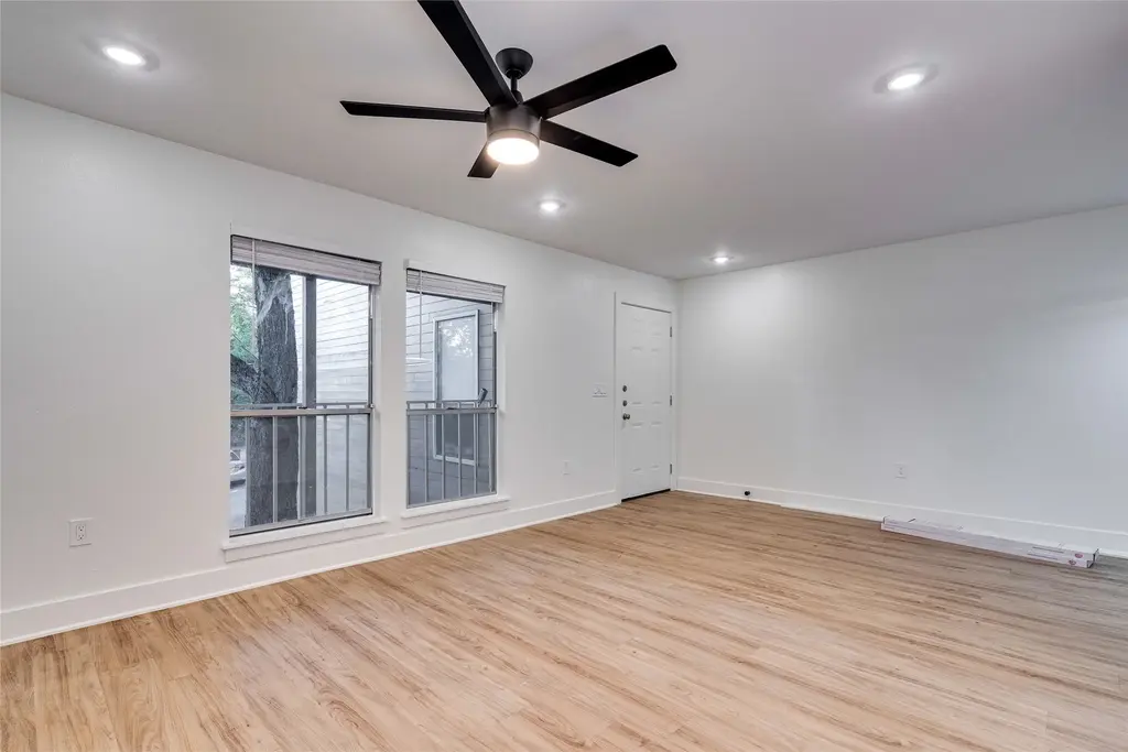 704 W 21 Street 308, Austin