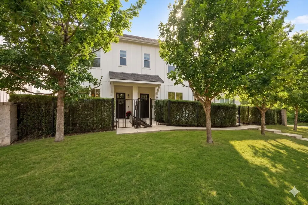 2624 Metcalfe Road 2, Austin