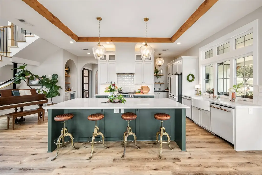 540 Casey Lane, Wimberley